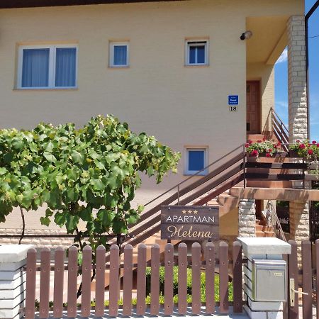 Apartman Helena Слуни Экстерьер фото