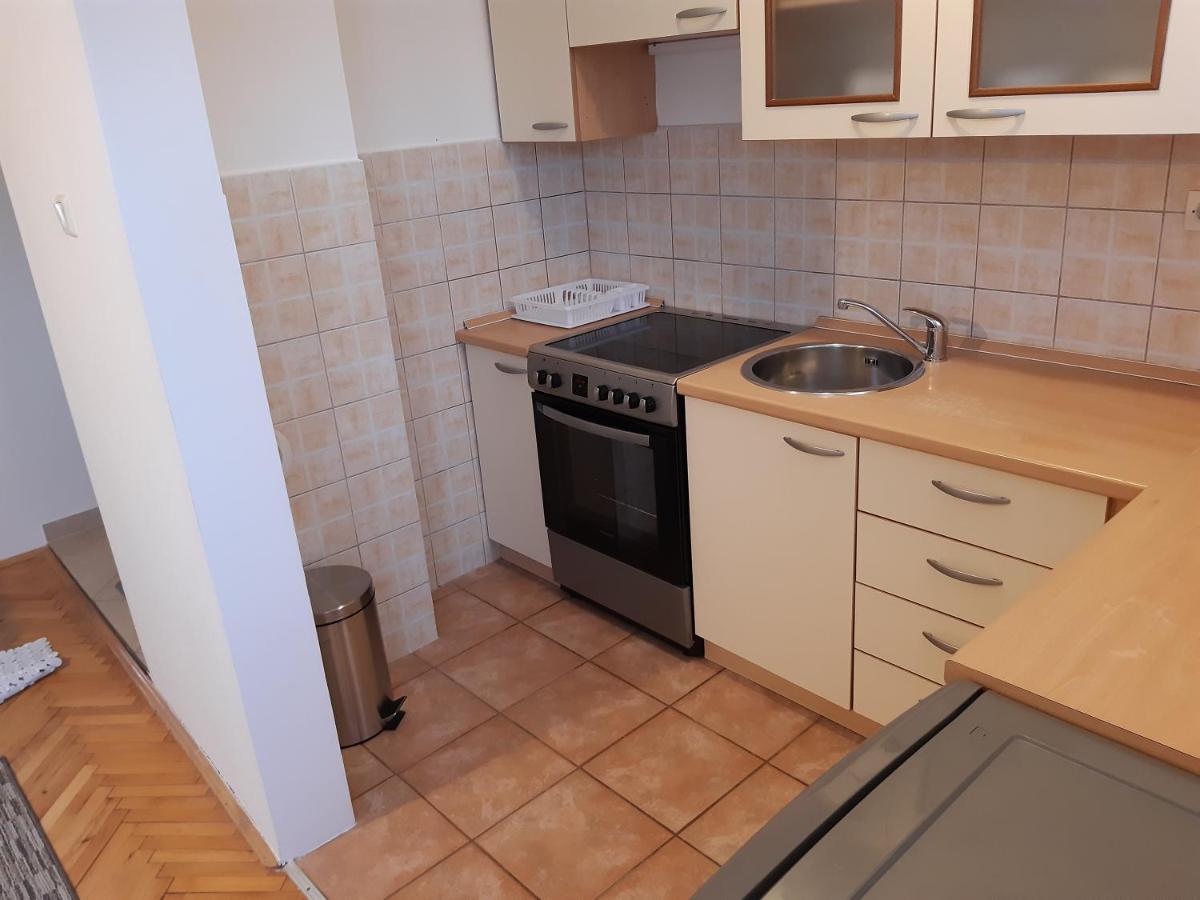 Apartman Helena Слуни Экстерьер фото